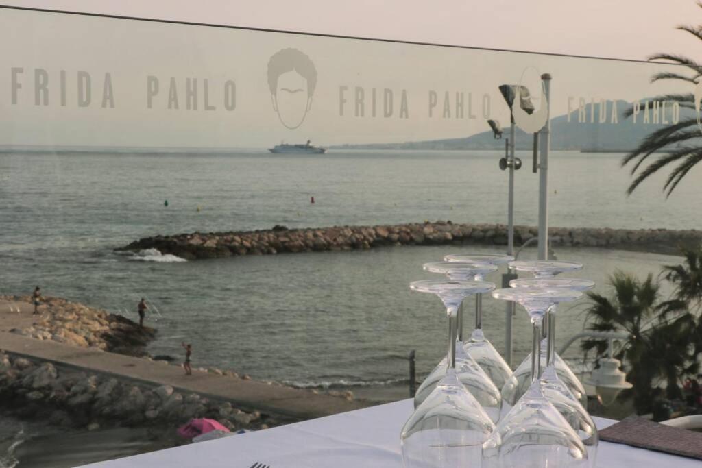 Frida Pahlo Apartment Malaga Bagian luar foto