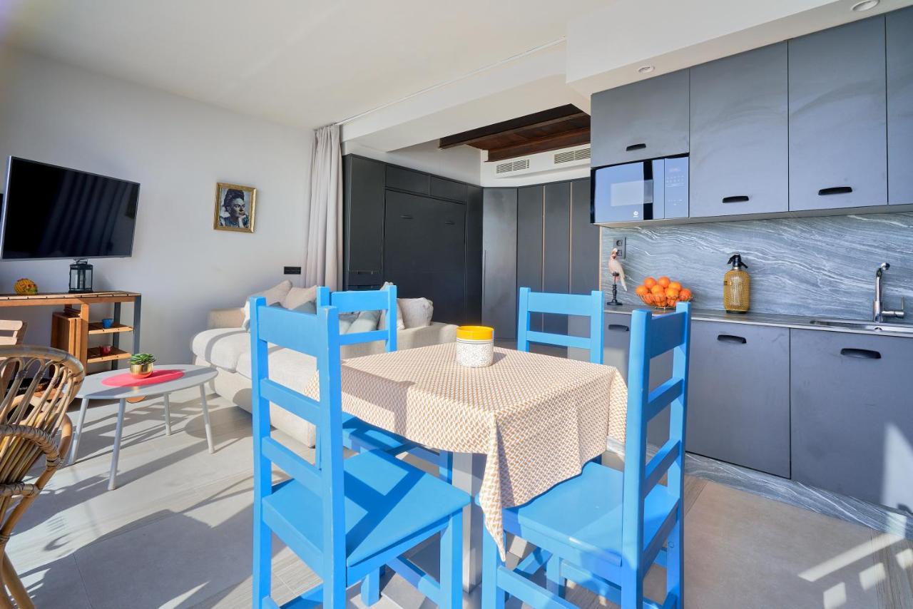 Frida Pahlo Apartment Malaga Bagian luar foto