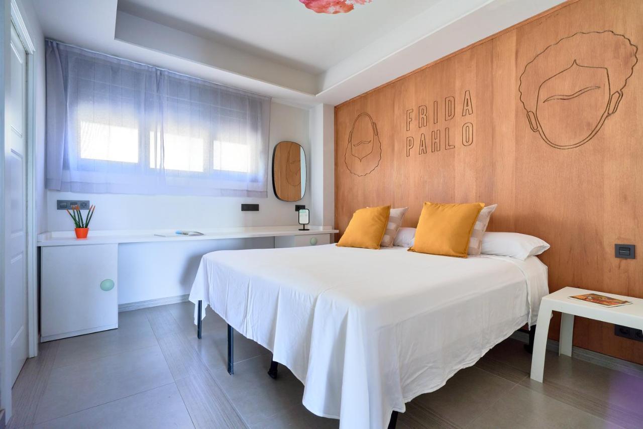 Frida Pahlo Apartment Malaga Bagian luar foto