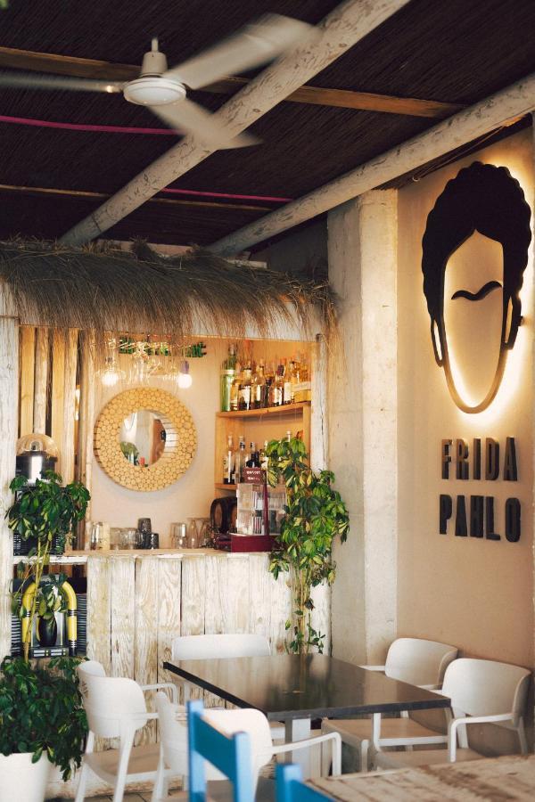 Frida Pahlo Apartment Malaga Bagian luar foto